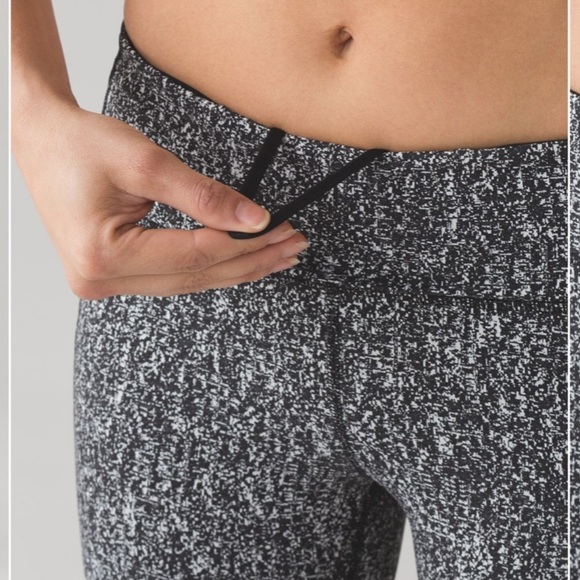 Lululemon Pace Rival Crop Power Luxtreme Suited Jacquard Black White / Black - Picture 16 of 16